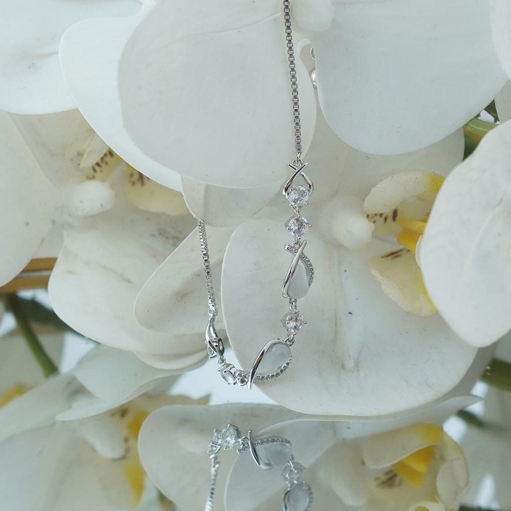 Elegant Silver-Tone Bracelet with Cat's Eye & Zircon Stones, Adjustable Chain, Luxury Jewelry Gift for Women