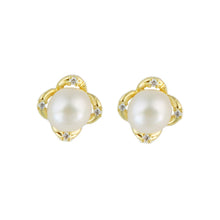Load image into Gallery viewer, 【Stud Earring】Golden Floral Natural Pearl Stud Earring with Silver Post, Classic Jewelry Lightweight Design for Women Everyday Wear