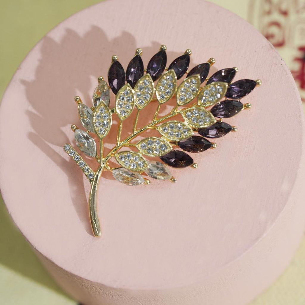 Kerongsang besar bahu Kristal Botani, Bersalut Emas, Rekaan Anggur, Daun Ungu dan Jelas, Penyata Elegan, Untuk Pencinta Gaya