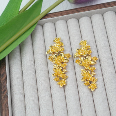 【Drop Earrings】Gold Plated Metal Floral Earrings, Vintage-Glam & Romantic Style for Women