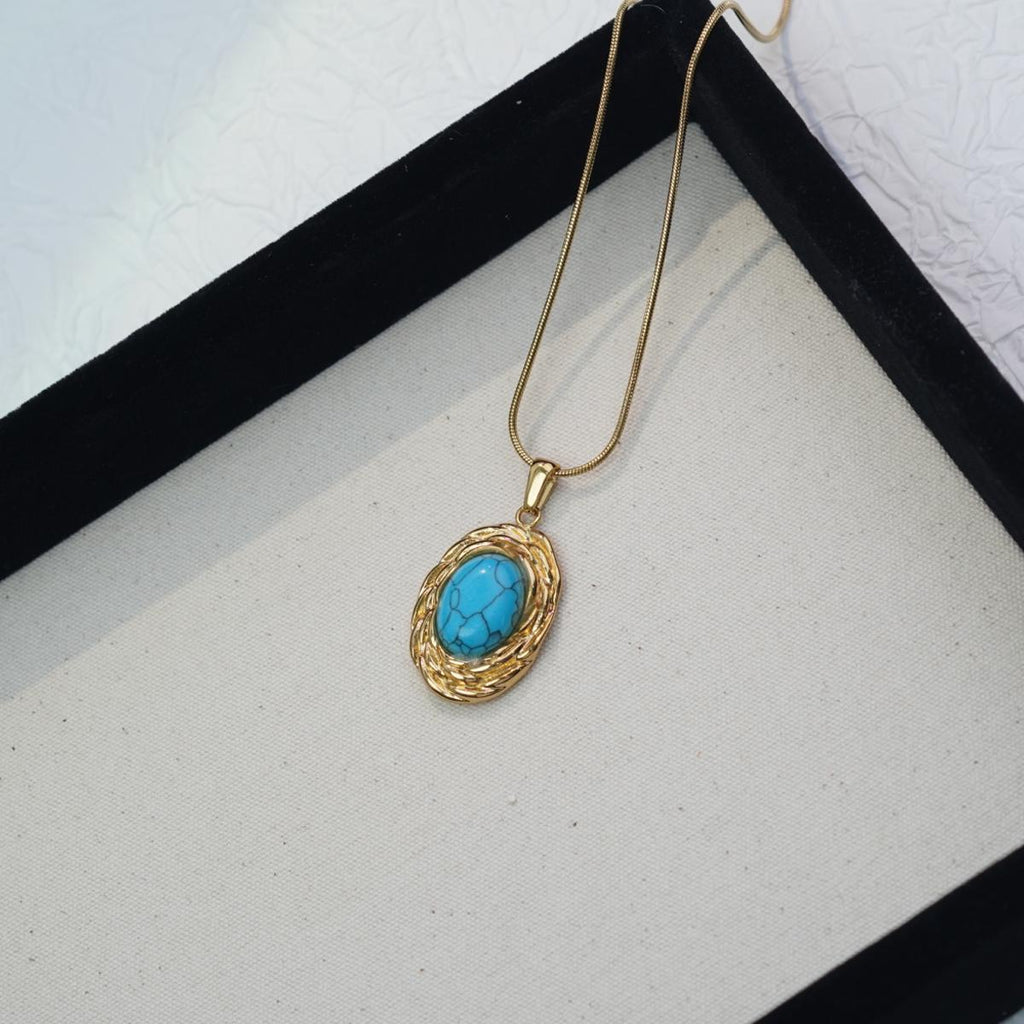 【Necklace】Vintage-Inspired Golden Chain with Turquoise Pendant , Perfect for Retro & Casual Styles
