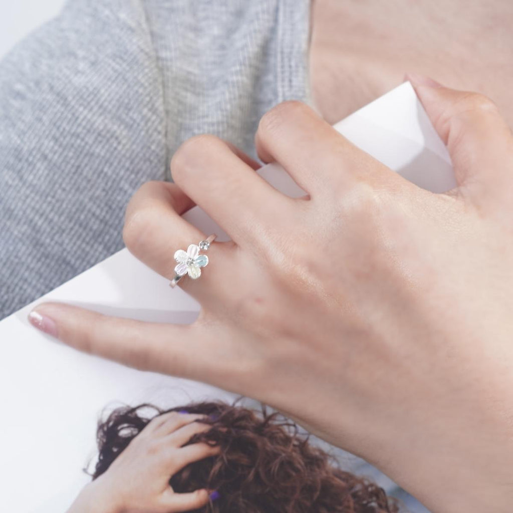 Cincin Bersalut Perak, Rekaan Bunga, Kelopak Enamel Berwarna-warni, Comel dan Manis, Untuk Gadis Muda stainless  steel  ring