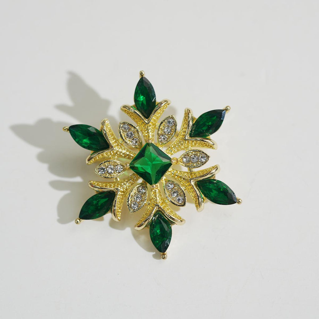 Kerongsang Kepingan Salji, Bersalut Emas, Permata Hijau Zamrud, Berkilau Mempesonakan, Sesuai untuk Gaya Harian pin  brooch