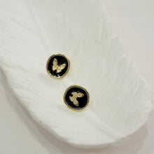 Load image into Gallery viewer, 【Stud Earrings】Gold-Edged Black Round Studs W/ Textured Butterfly, Vintage Style