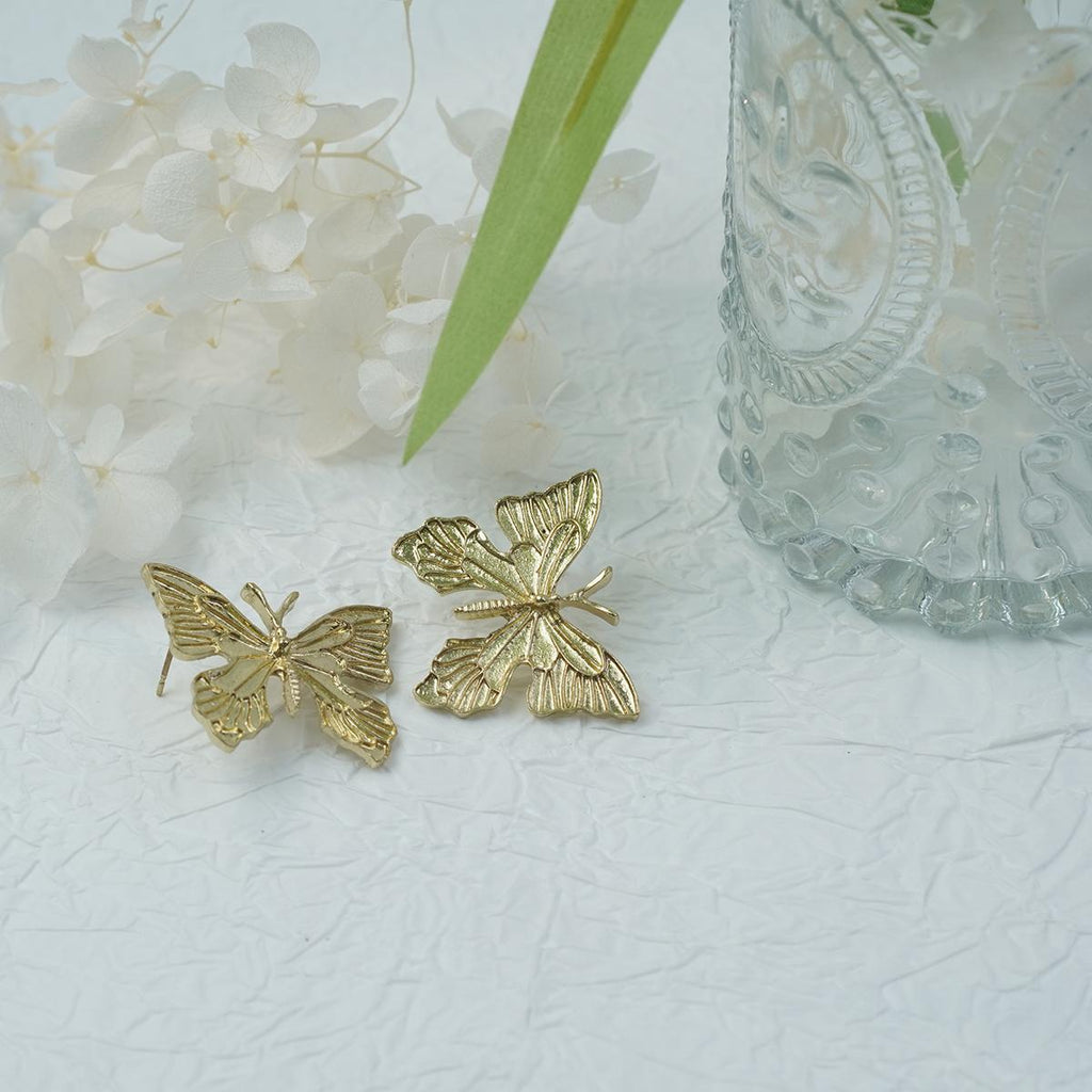 【Stud Earrings】Alloy Silver Plated Butterfly Earrings, Textured & Artistic, Chic Choice for Women