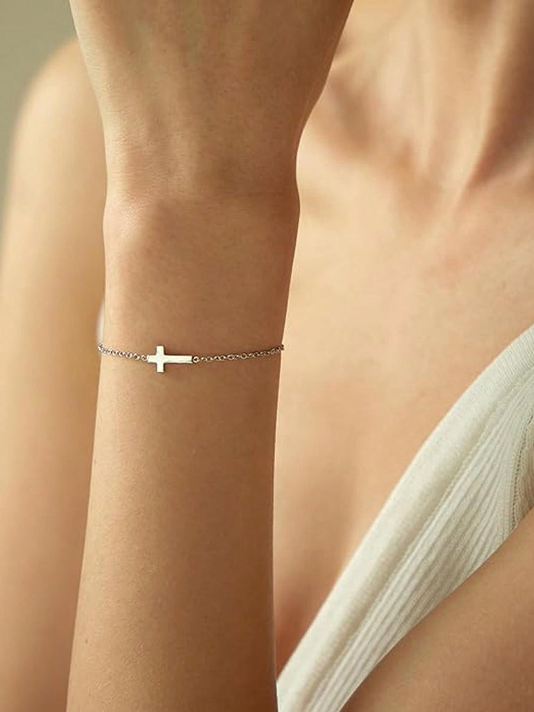 1pc Minimalistic Cross Pendant Bracelet, Suitable For Women's Daily, Date, And Party Wear