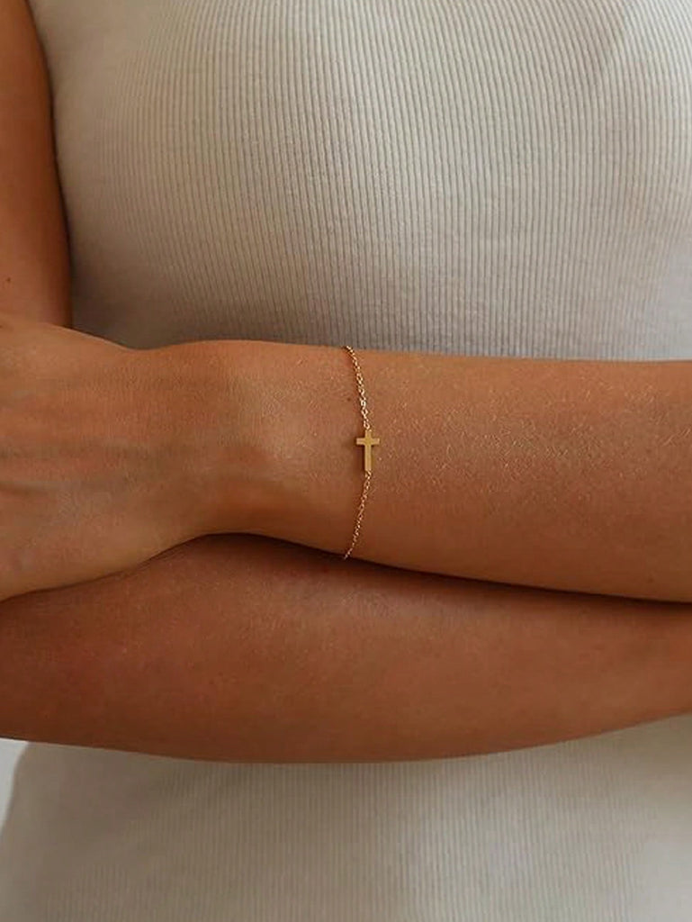 1pc Minimalistic Cross Pendant Bracelet, Suitable For Women's Daily, Date, And Party Wear
