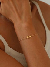 Charger l&#39;image dans la galerie, 1pc Minimalistic Cross Pendant Bracelet, Suitable For Women&#39;s Daily, Date, And Party Wear