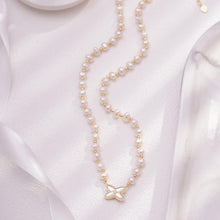 Load image into Gallery viewer, 【Pendant Necklace】White Pearl &amp; Gold Brass Beaded Chain with Clover Shell Pendant  Necklace Versatile Daily Jewelry Gift Lucky Charm for Women