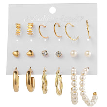 Laden Sie das Bild in den Galerie-Viewer, 20 Sets of Imitation Pearl Zircon Retro Simple Temperament Ear Rings