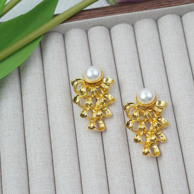【Drop Earrings】Gold Plated Vintage Hollow-out Earrings with Pearl, Elegant & Chic for Fashion Lovers