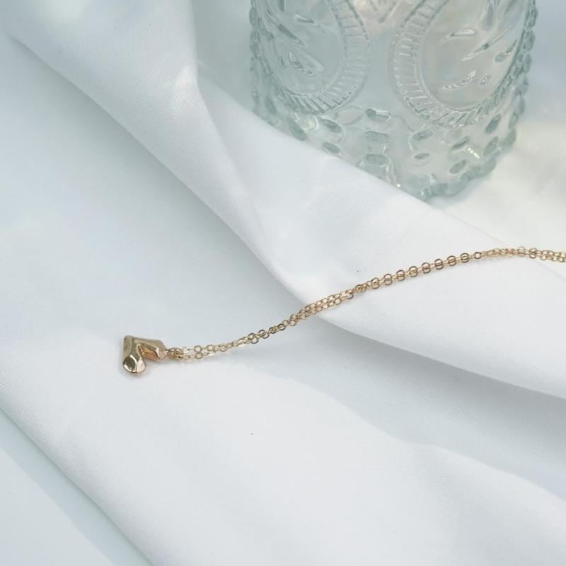 【Pendant Necklace】Copper Alloy Matte Gold Dual Chain Necklace with Heart Pendant, Geometric Contrast Jewelry Modern Elegance for Women