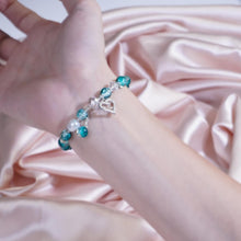 Laden Sie das Bild in den Galerie-Viewer, Gelang Manik, Hijau Zamrud dan Putih, Loket Jantung Warna Perak, Barang Kemas Elegan, Hadiah untuk Wanita, Gelang