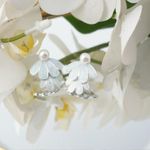 Load image into Gallery viewer, 【Stud Earrings】Blue Petal &amp; Pearl Flower Earrings, Fresh &amp; Romantic, Ideal for Women Loving Nature - Inspired Styles