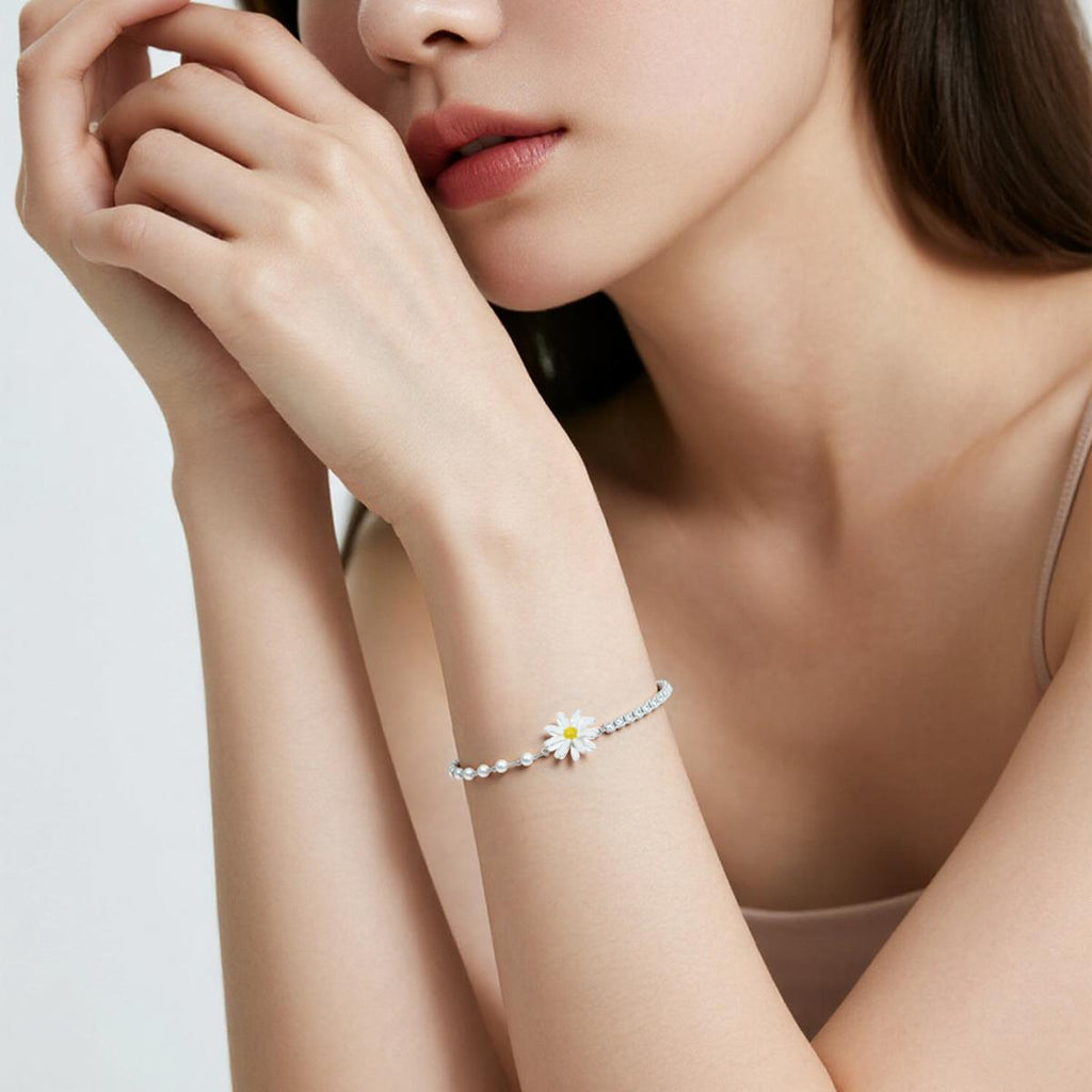 Elegant Daisy Pearl & Zircon Bracelet, Silver-Tone Chain with Adjustable Slider, Dainty Jewelry Gift for Women