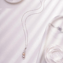 Load image into Gallery viewer, 【Pendant Necklace】Silver-Made Pea Pod Shape Natural Freshwater Pearl Pendant Necklace, Delicate Jewelry for Women, Natural Love