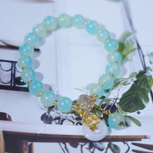 Charger l&#39;image dans la galerie, Gelang Manik, Kecerunan Pastel Hijau dan Biru, Pesona Nada Emas, Boleh Laras, Barang Kemas Elegan, Hadiah untuk Wanita, Gelang