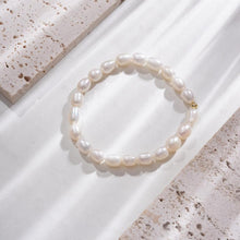 Load image into Gallery viewer, 【Bracelet】Natural Freshwater Pearl Bracelet, Elegant Design for Women, Highlights the Understated Elegance