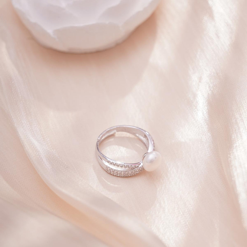【Ring】Silver Ring Natural Freshwater Pearl, Shining Zircon Cross-Band Design, Elegant Jewelry for Women, Perfect Gift for Lover
