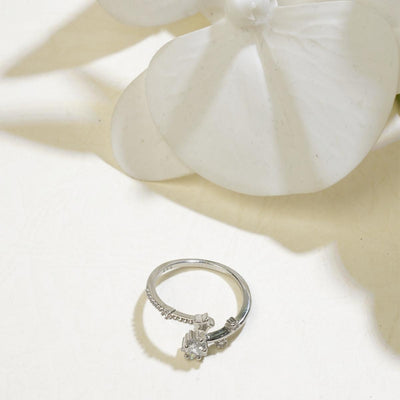 Modern Zircon Copper Ring - Elegant Starry Style Jewelry with Sparkling Stones for Women