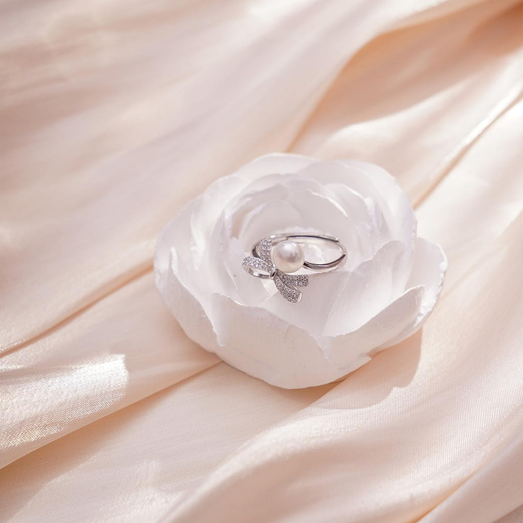 【Ring】Silver Bow Ring with Natural Freshwater Pearl, Elegant Gift, Adjustable Ring Fit All, Perfect for Women