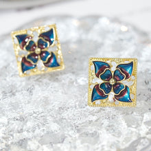 Load image into Gallery viewer, 【Stud Earrings】Blue - Purple Gradient Flower with Gold Filigree Frame for Women