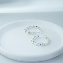 Load image into Gallery viewer, 【Hoop Earrings】 Minimalist Silver Plated Hoop Earrings, Versatile Style for Women&#39; Daily &amp; Elegant Looks