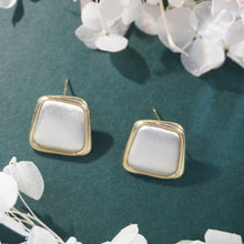 Load image into Gallery viewer, 【Stud Earrings】Silver Geometric Irregular Rectangle Earrings, Minimalist Chic for Fashion Lovers