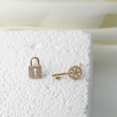 【Stud Earrings】Key & Lock Zircon Stud Earrings, Romantic & Sparkly, Perfect for Women Loving Delicate Styles