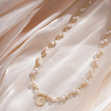 Load image into Gallery viewer, 【Pendant Necklace】Interweave Copper Chain with Natural Pearl Necklace Delicate Pendant, Elegant Accessory for Ladies