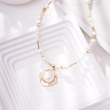 Load image into Gallery viewer, 【Pendant Necklace】Brass Pearl &amp; Shell Beaded Chain with Geometric Pendant Necklace Elegant Jewelry Gift for Women