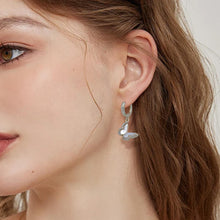 Load image into Gallery viewer, 【Hoop Earrings】Alloy Gold Plated Butterfly Earrings with Shell &amp; Zircon, Romantic Chic for Women