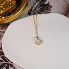 Load image into Gallery viewer, 【Pendant Necklace】Pearl &amp; Shell Gold Necklace for Women, Elegant Layered Jewelry, Minimalist Everyday Wear, Chic Gift Idea