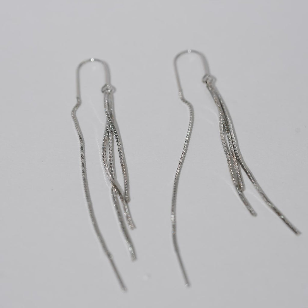 【Hook Earrings】Silver Chain Tassel Dangle Minimalist Elegant for Modern Elegance
