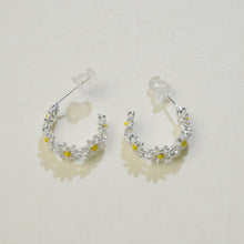 Load image into Gallery viewer, 【Hoop Earrings】C-shaped Yellow Daisies Earrings, Fresh &amp; Playful, Perfect for Young Trend Women