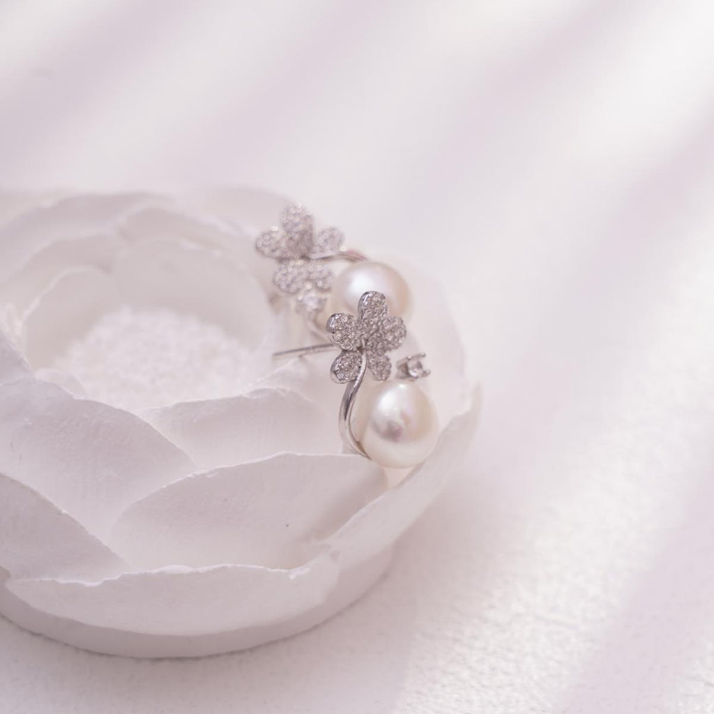 【Stud Earring】Silver Floral-shape Natural Pearl Stud Earring for Women, Shining Zircon Accent, Fashion Jewelry for Women, Perfect Gift for Lover
