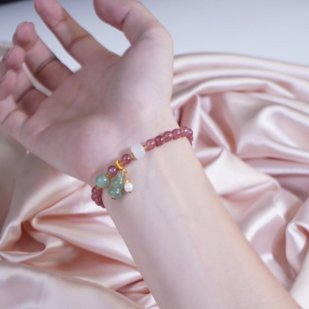 Lilac Bead Jade Pendant Adjustable Bracelet for Women - Boho Elegance Pearl Charm