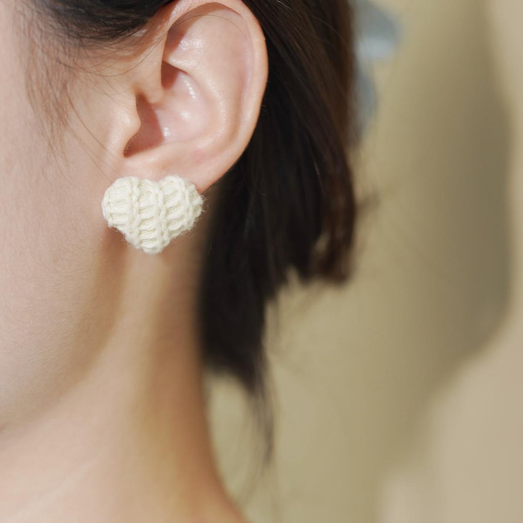 【Stud Earrings】Pink & White Knitted Heart Studs,Cute Sweet Style for Young Women