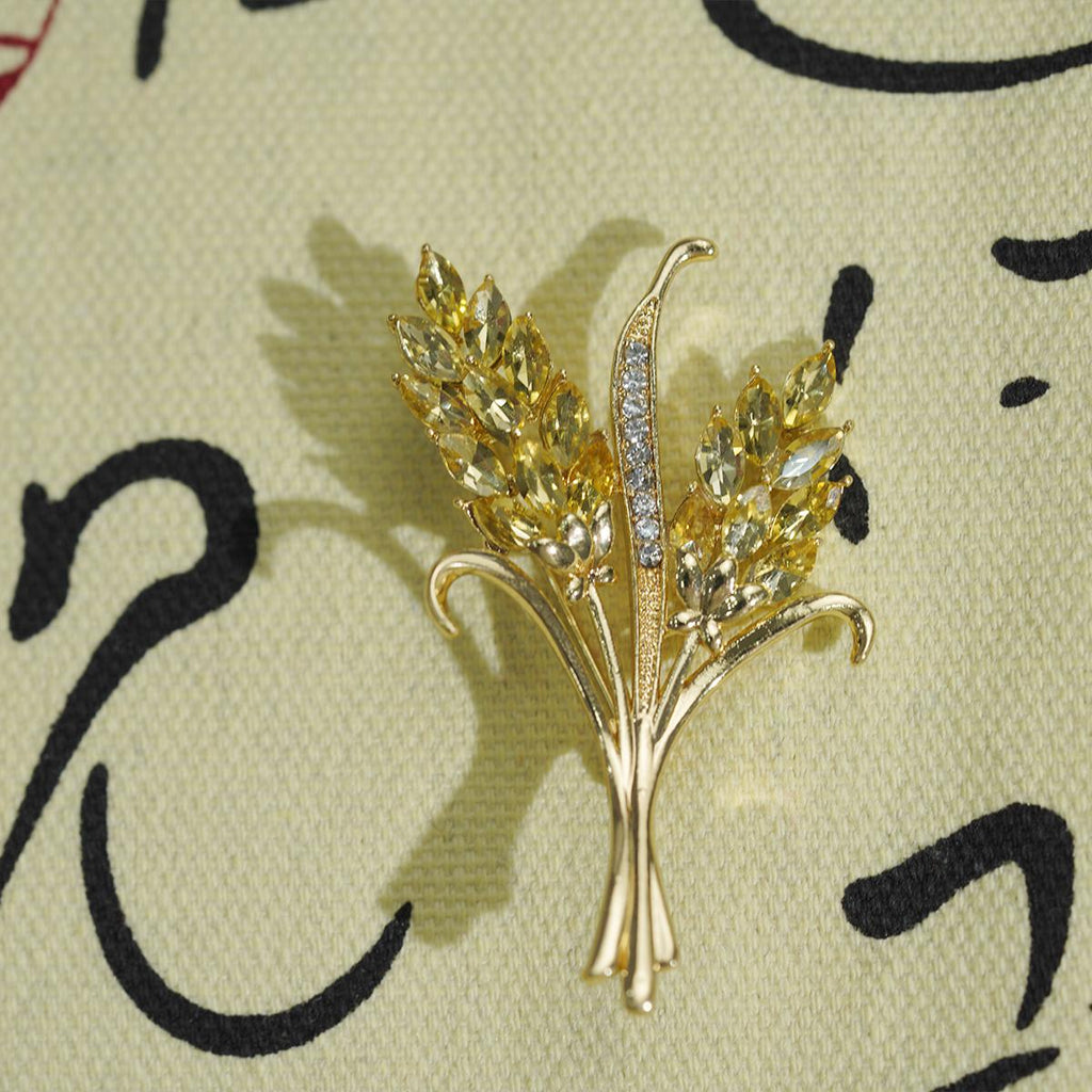 Golden Wheat Sheaf Brooch - Luxurious Harvest Symbol for Stylish Women