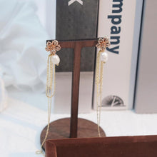 Load image into Gallery viewer, 【Earrings】Layered Petal Pearl Earrings Gold Bead Chains Asymmetrical Dangle Lightweight Design for Ladies