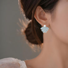 Load image into Gallery viewer, 【Stud Earrings】Blue Petal &amp; Pearl Flower Earrings, Fresh &amp; Romantic, Ideal for Women Loving Nature - Inspired Styles