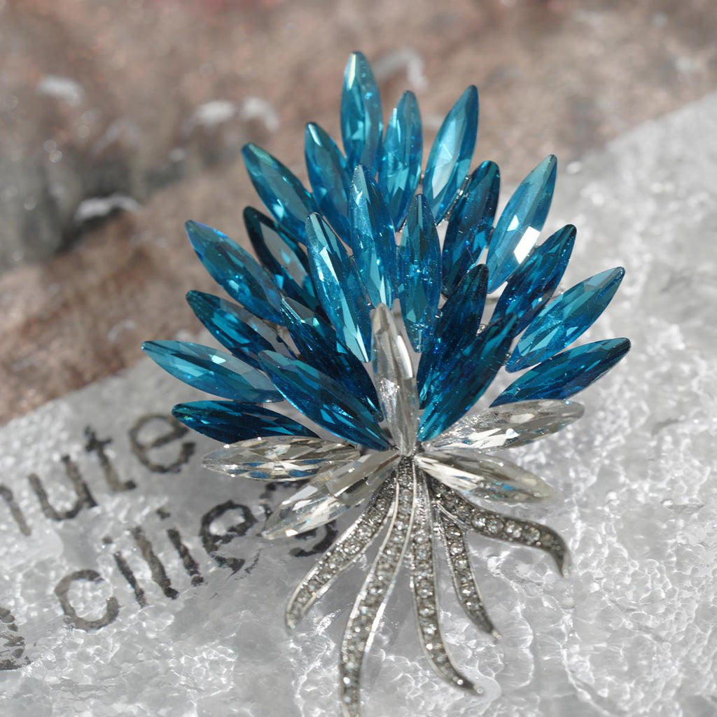 Sparkling Gradient Blue Crystal Brooch | Natural Leaf-Layered Design | Elegant Party & Daily Jewelry for Women