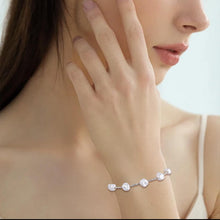 Load image into Gallery viewer, 【Bracelet】Baroque Natural Pearl Bracelet, Silver Chain with Irregular Pearl, Classic Lightweight Design for Women Everyday Wear