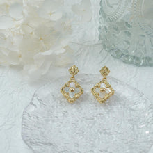 Load image into Gallery viewer, 【Drop Earrings】Copper Gold-Plated Rhombus Earrings Elegant Lover Gift, Timeless &amp; Charming for Fashion Ladies