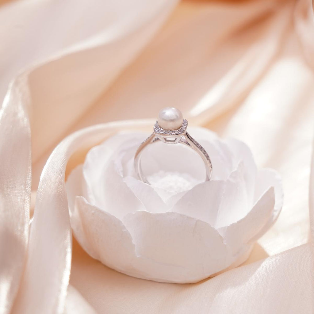 【Ring】Silver Ring with Natural Freshwater Pearl, Classic Lightweight Design, Luxury Jewelry for Women, Perfect Dating Gift