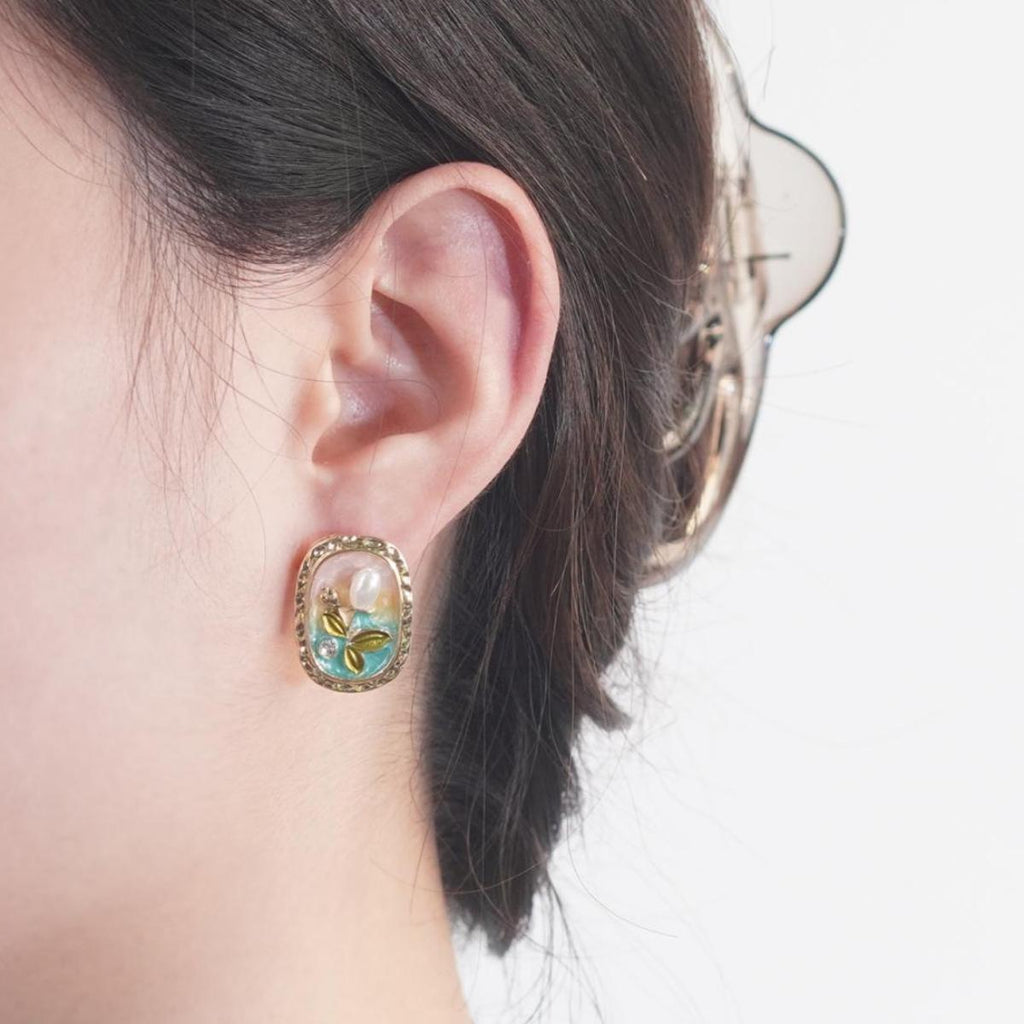 【Stud Earrings】Frame Gradient Pink Blue Earrings with Pearl Zircon Natural Floral Design Romantic for Ladies