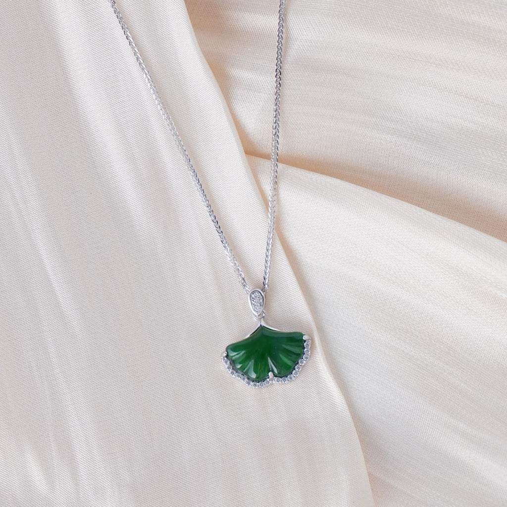 【Pendant Necklace】S925 Sterling Silver Green Jade Leaf Pendant with Zirconia Accents, Nature-Inspired DairyJewelry, Elegant Symbolic Gift for Women