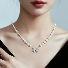 Load image into Gallery viewer, 【Necklace】Silver Elegant Natural Freshwater Pearl Necklace with Shining Zircon Accent, Perfect Jewelry for Lover