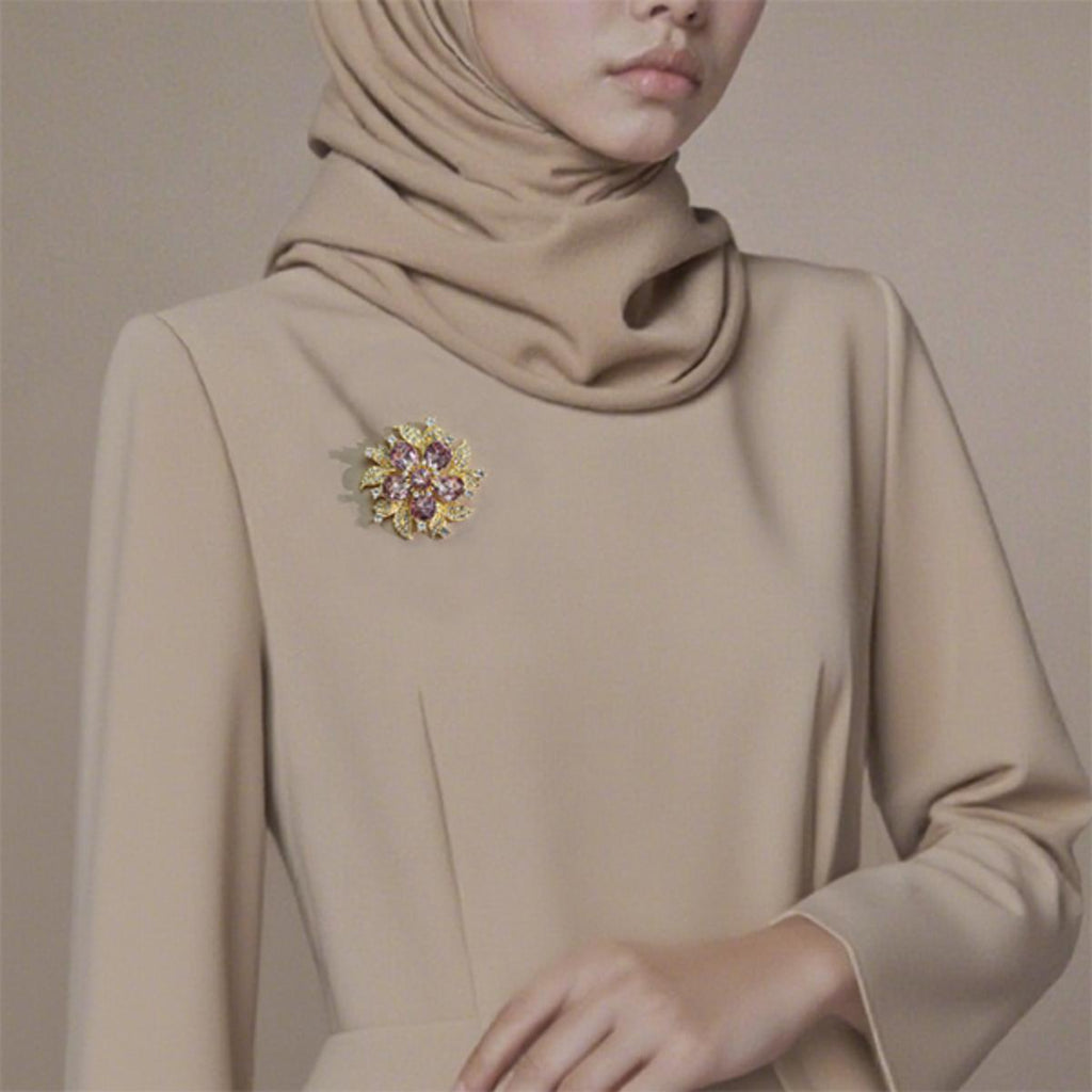 Kerongsang Bunga, Untuk Wanita, dengan Zirkon Ungu dan Daun Berkilauan, Sesuai untuk Acara Elegan pin  brooch