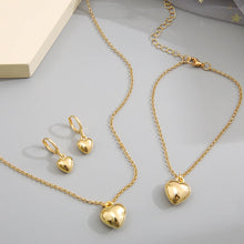 Laden Sie das Bild in den Galerie-Viewer, Exquisite Heart Earrings Necklace Women&#39;s Bracelet Fashion Simple Romantic Pendant Gold Color Jewelry Set